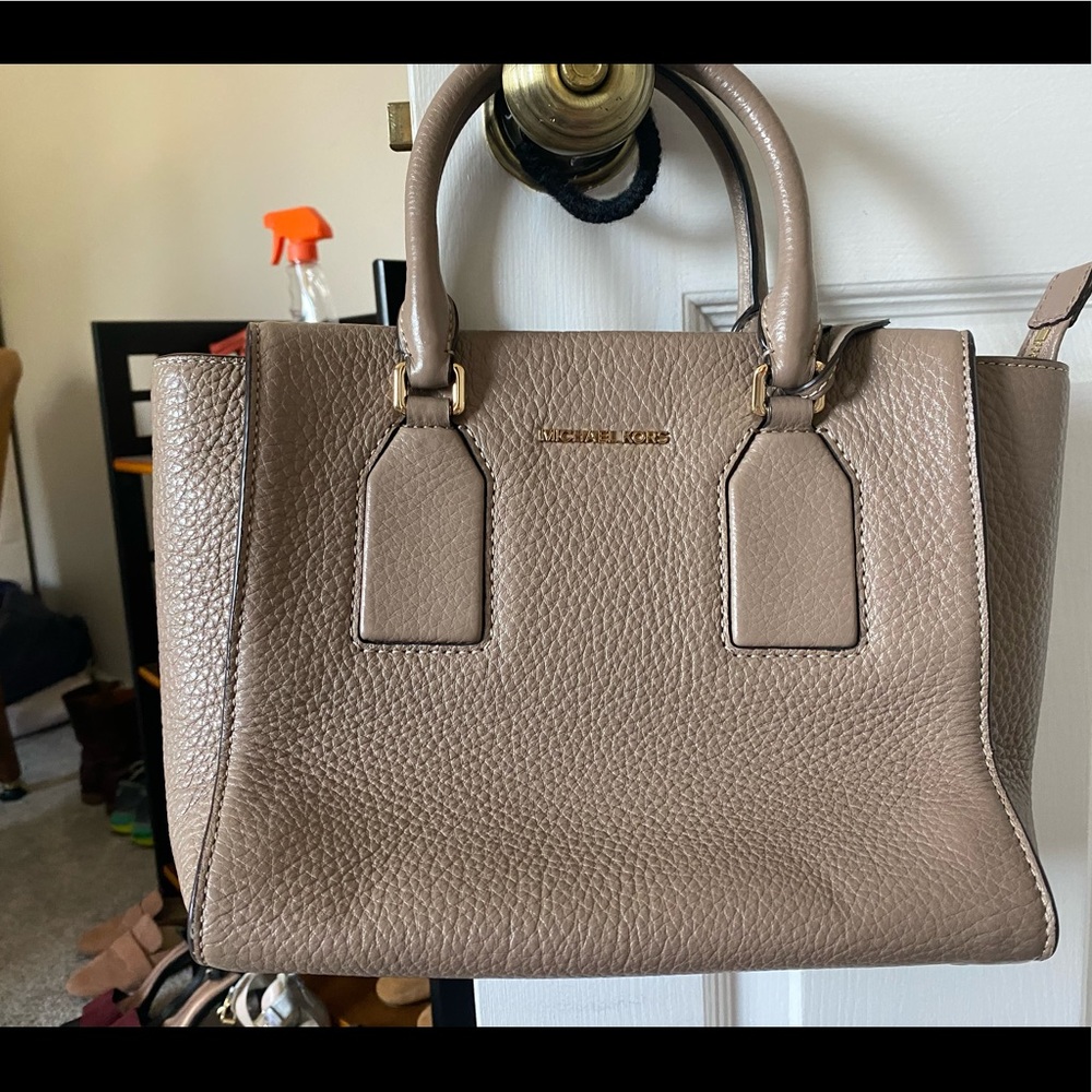Michal kors Bag used